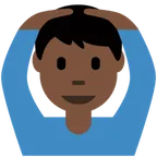 man gesturing OK: dark skin tone til X / Twitter platform