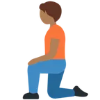 person kneeling: medium-dark skin tone pentru platforma X / Twitter