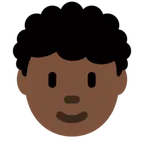 X / Twitter 플랫폼을 위한 person: dark skin tone, curly hair
