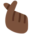 hand with index finger and thumb crossed: dark skin tone สำหรับแพลตฟอร์ม X / Twitter